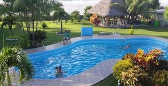 Hotel Maya De La Amazonia - Rurrenabaque - Pool