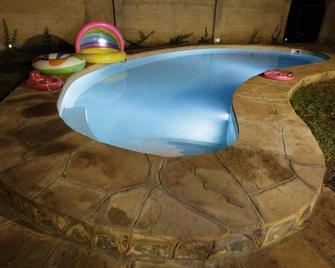 Villa Sunshine - Ukunda - Pool