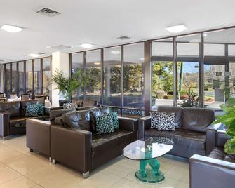 Garden City Hotel, BW Signature Collection - קנברה - טרקלין
