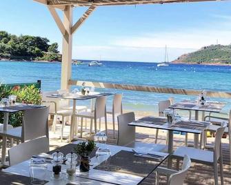 Studio climatisé 4 personnes - Saint-Raphaël - Restaurant
