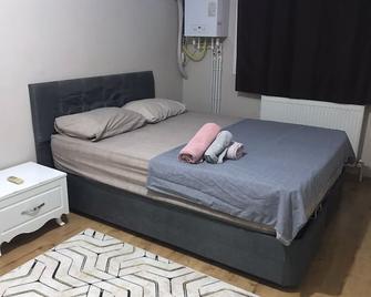 meva pansiyon - Cigli - Bedroom
