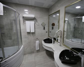 Seckin Hotel - Adapazarı - Bathroom