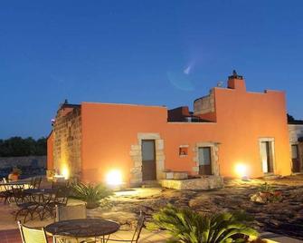 Agriturismo Masseria Saittole - Carpignano Salentino - Edificio