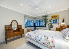 Beach Front Apartment - Mullaloo - غرفة نوم