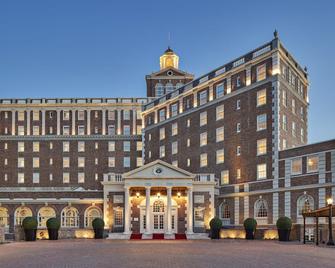 The Historic Cavalier Hotel and Beach Club, Autograph Collection - וירג'יניה ביץ' - בניין