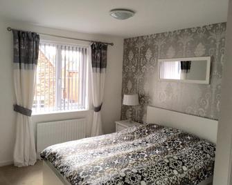 17 Aspen Road - Daventry - Bedroom