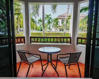 Rawai Grand House -Sha Plus - Rawai - Balcón