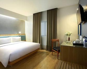 Hotel Santika Kelapa Gading - Jakarta - Bedroom