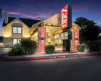Red Roof Inn College Station - קולג' סטיישן - בניין