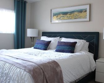 Traveling professionals love it here! - Westlake Village - Slaapkamer