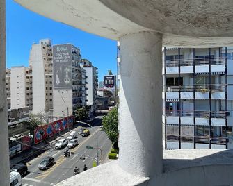 Hotel Vicente Lopez - Vicente López - Балкон
