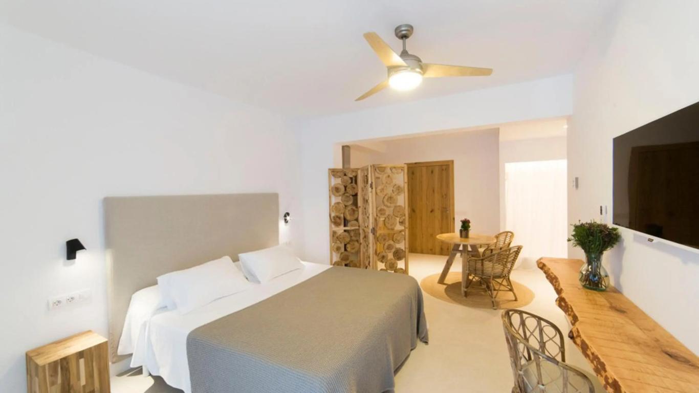 Sa Cala Suites