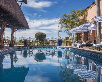 Hotel Plaza del Fuerte by Balderrama Hotel Collection - El Fuerte - Басейн