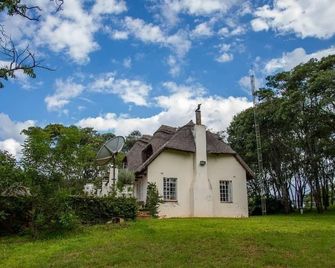 Tudor Valley - Harare - Building