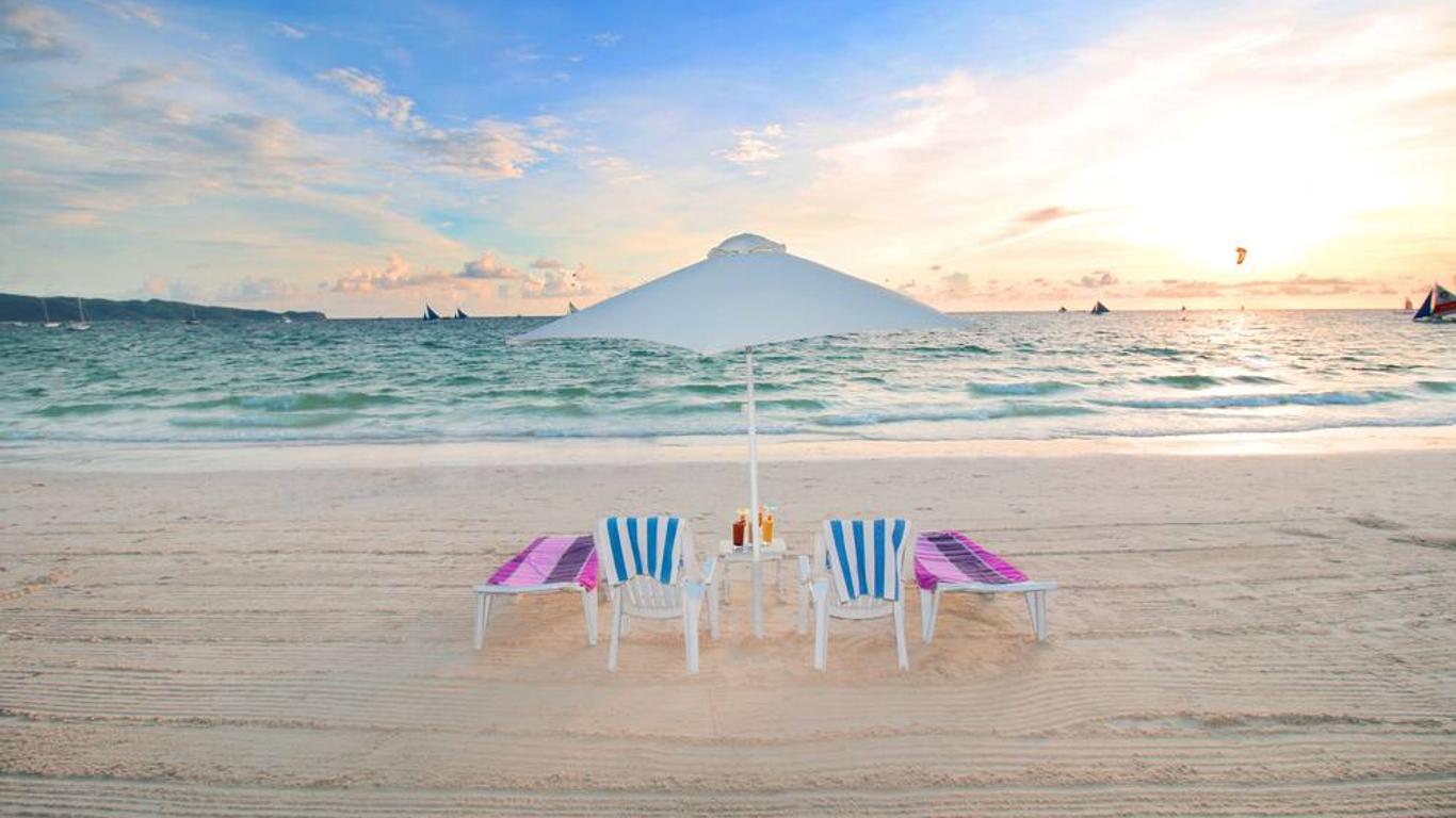 Grand Blue Beach Hotel