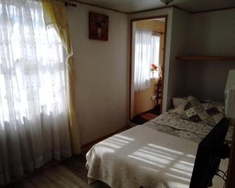 Hostal Patrimonial Angelmó - Puerto Montt - Bedroom