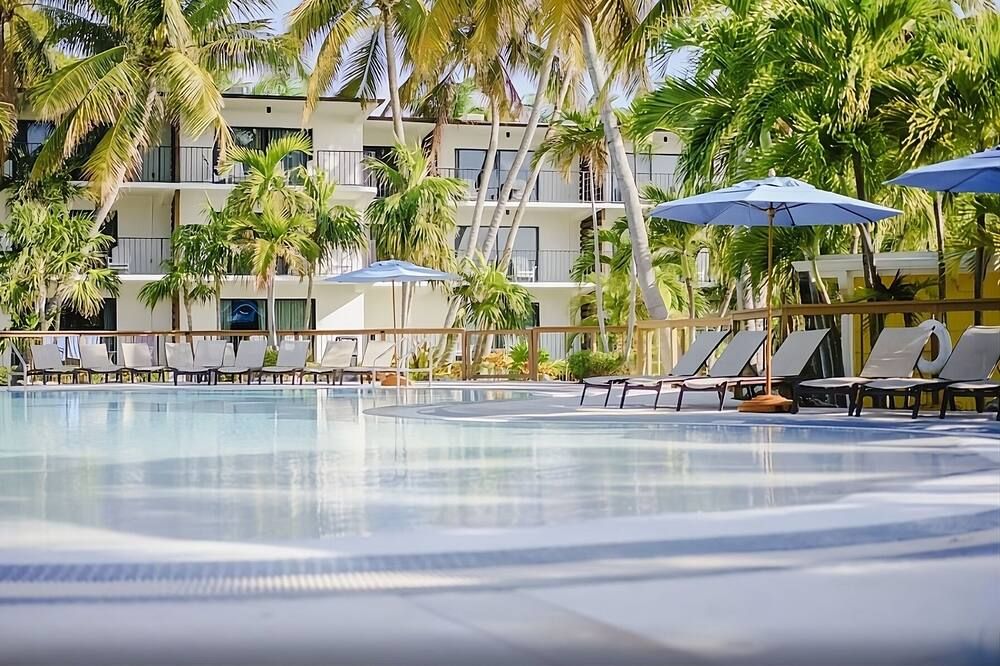 3 Bedroom Suite w/Kitchenette, Pool, Free Parking & Pet Friendly - Islamorada - Svømmebasseng
