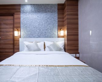 Hotel Sivas - Perambalur - Bedroom