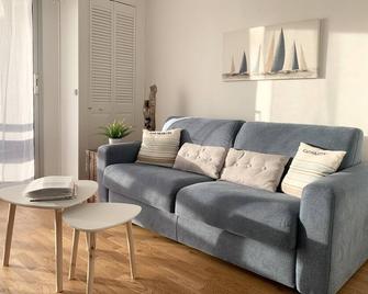Cosy Hardelot renovated near beach center ideal family of 4 or 2 adults - Neufchâtel-Hardelot - Living room