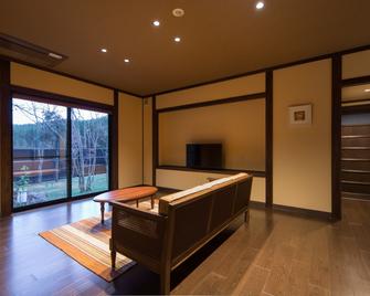 Ryokan Miyama Sansou - Minamioguni - Salon