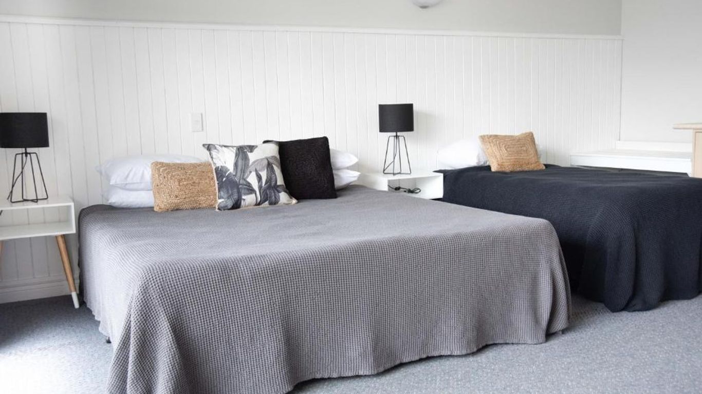 Raglan Sunset Motel and Conference Venue