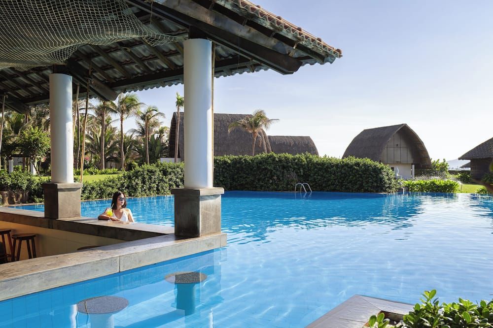 موين باي ريزورت