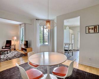 Sunny and Central appartment - Montreal - Comedor