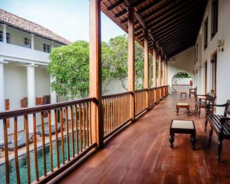 Galle Fort Hotel - Galle - Balcón