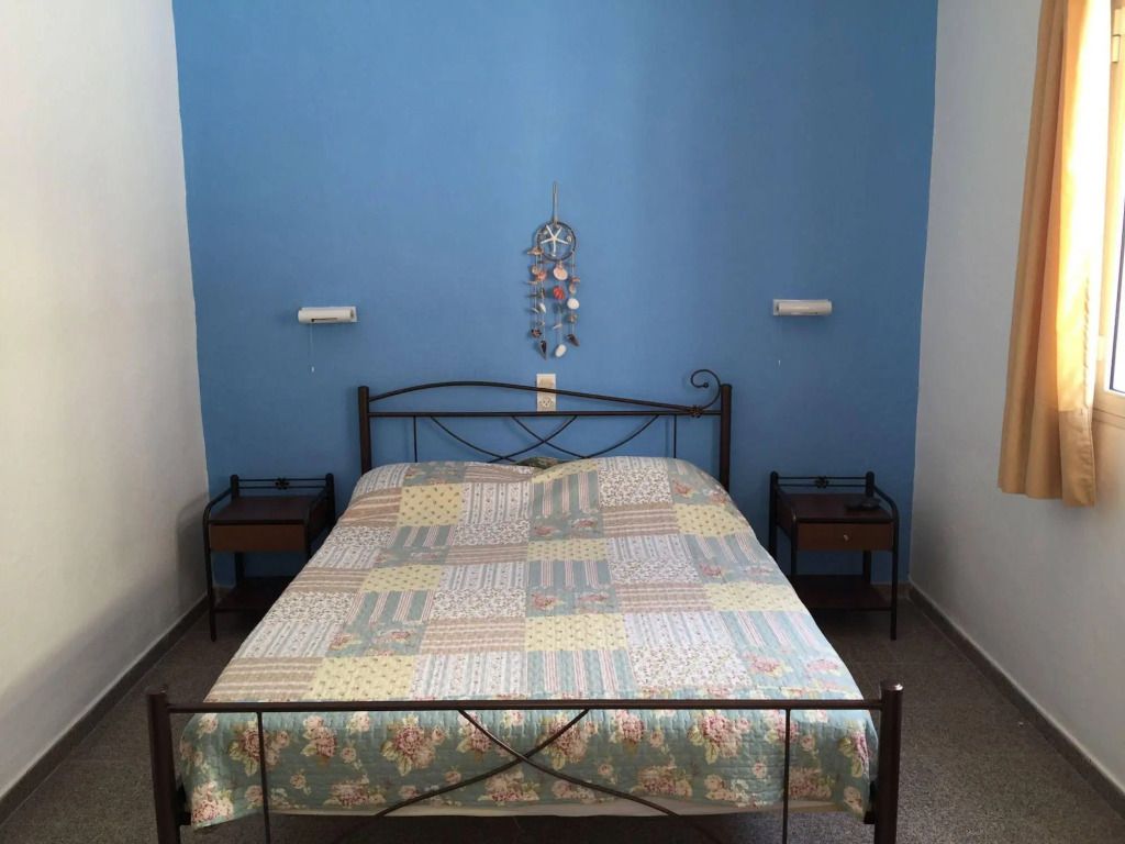 أبوستولاكيس روومز