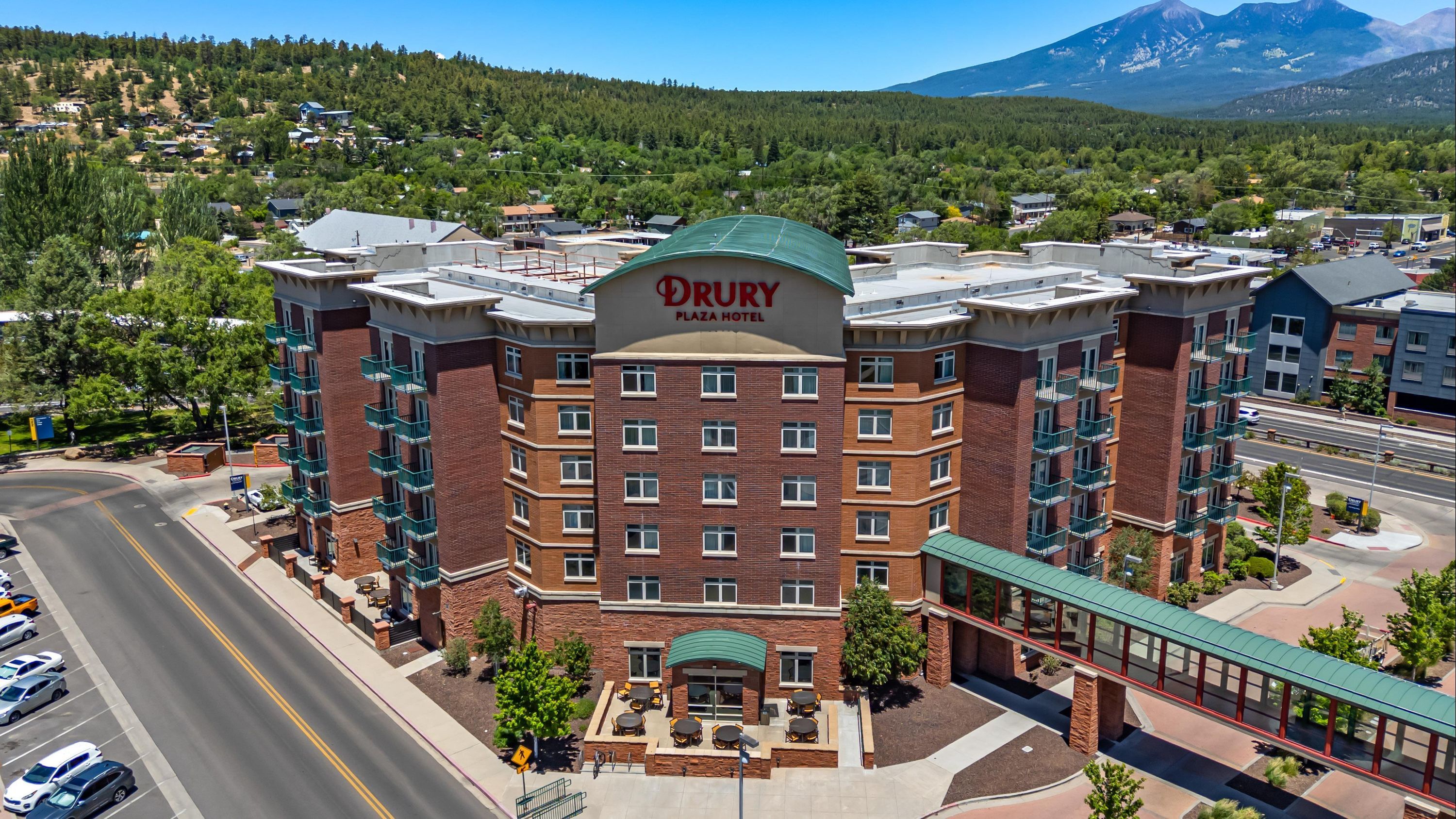 Drury Plaza Hotel Flagstaff - פלגסטאף - בניין