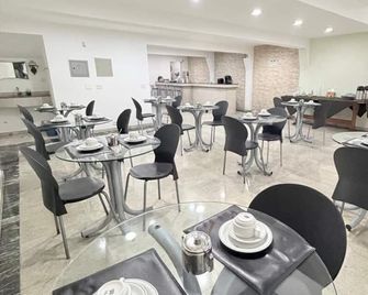 Residencial Pantanal Santa Cruz - Sao Paulo - Restaurant