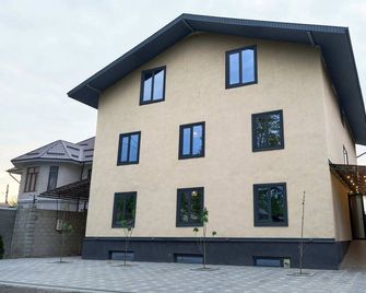 Pristine Hotel - Biszkek - Budynek