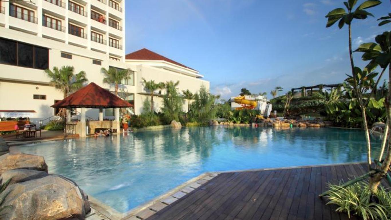 Sutan Raja Hotel & Convention Centre Manado