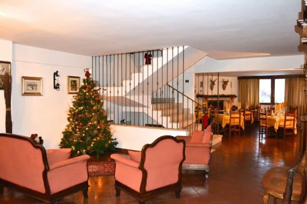 Hotel Bucaneve - Pescasseroli