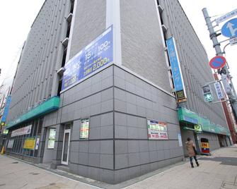 Richmond Hotel Sapporo Odori - Sapporo - Building