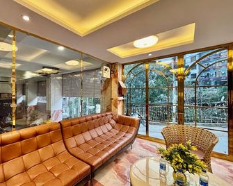 Check Inn Homes, Rishikesh Tapovan - Rishikesh - Lounge
