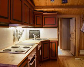 3 Bedroom Nice Home In Venabygd - Venabygd - Kitchen