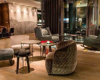 Motel One Freiburg - פרייבורג אים ברייסגאו - טרקלין