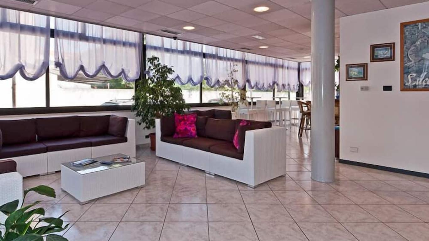 Hotel Prestige