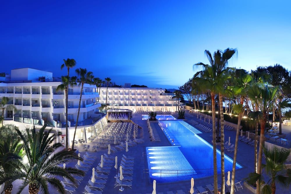 إيبيروستار ويفز بلايا دي مورو