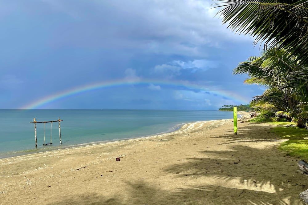 Footprints Beach Resort
