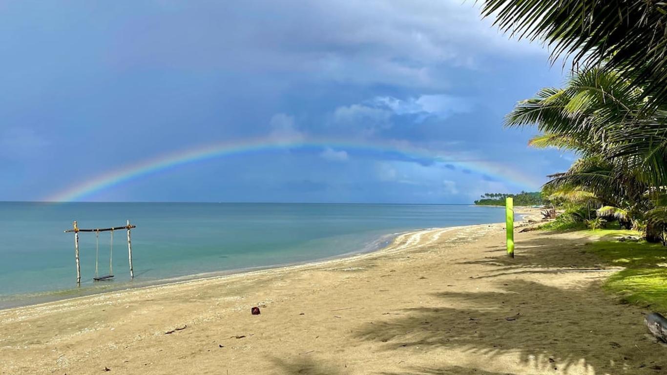 Footprints Beach Resort