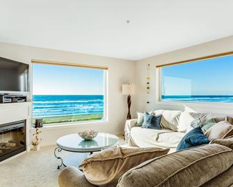 Ocean Avenue Condos - Westport - Living room