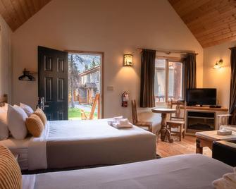 Hi Banff Alpine Centre - Hostel - באנף - חדר שינה