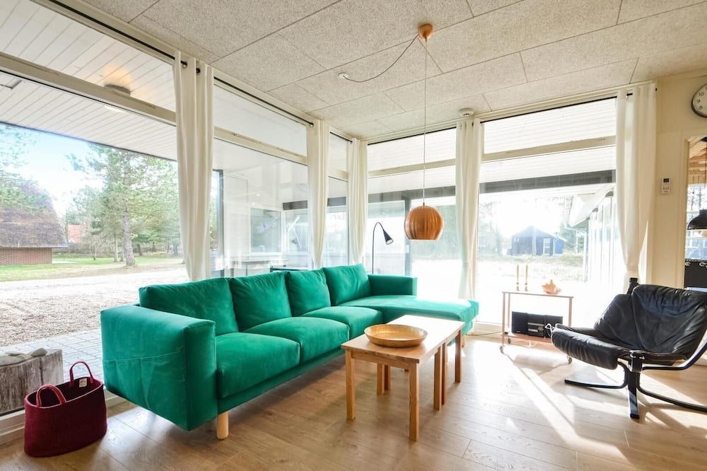 4 Bedroom Beautiful Home In Vestervig – Agger