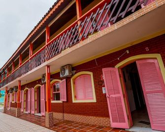 Pousada Gaivotas de Maranduba - Ubatuba - Building