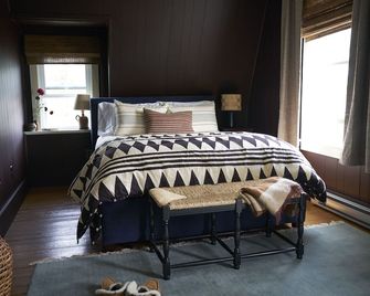 This Is The Place - Intimate Luxury Cottage W Massive Oceanfront Steam Room - Harpswell - Bedroom