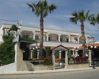 Sagittarius Apartments - Tigaki