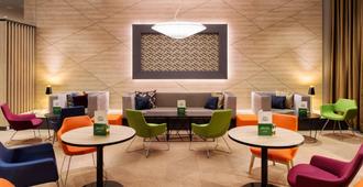 Holiday Inn Frankfurt Airport - Fráncfort - Lounge