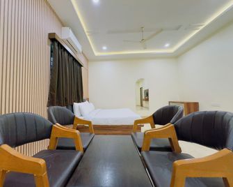 Hotel Jyotirlinga - Ujjain